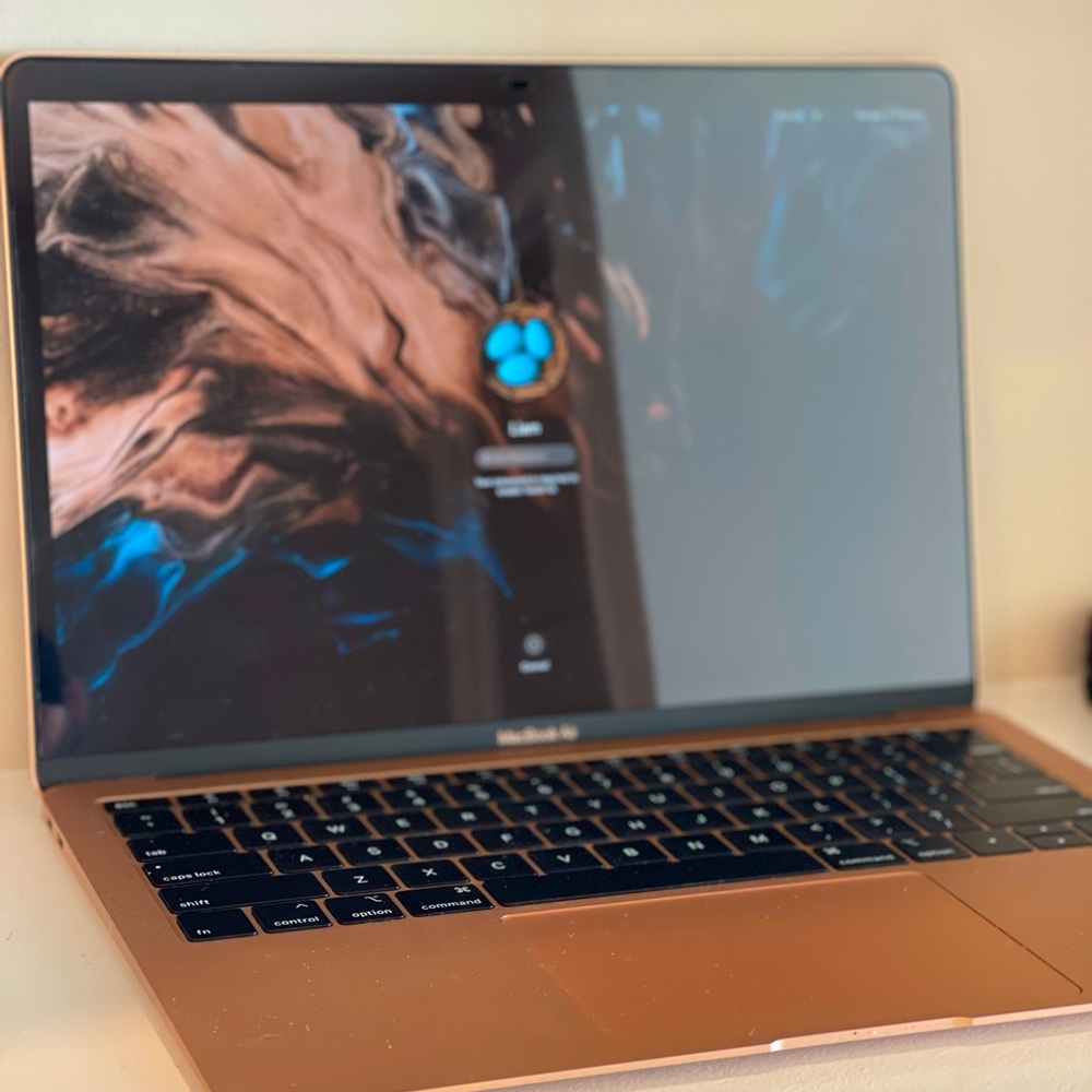 MacBook Air (Retina, 13-inch, 2018)